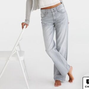 NWT - AERO Women's Low Rise Baggy Jeans